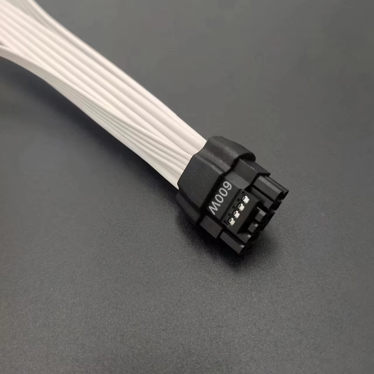 12+4Pin 16 Pin 4Pin PCIe 5.0 屏蔽 12V-2x6 / 12VHPWR 显卡电源线