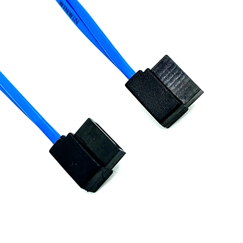 直通对直通 SATA 数据线
